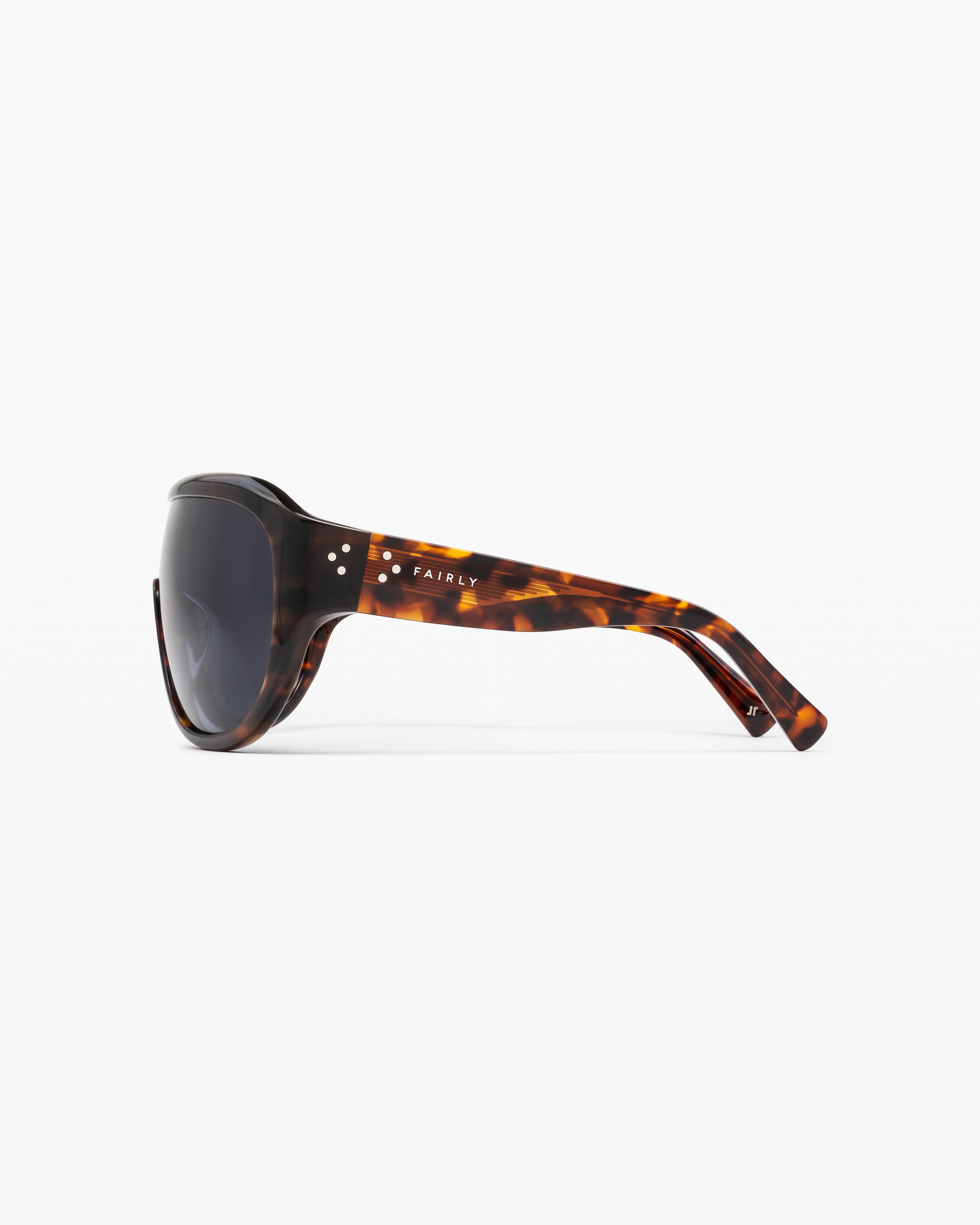 The Luz Aviator Women's Sunglasses in Dark Tortoise