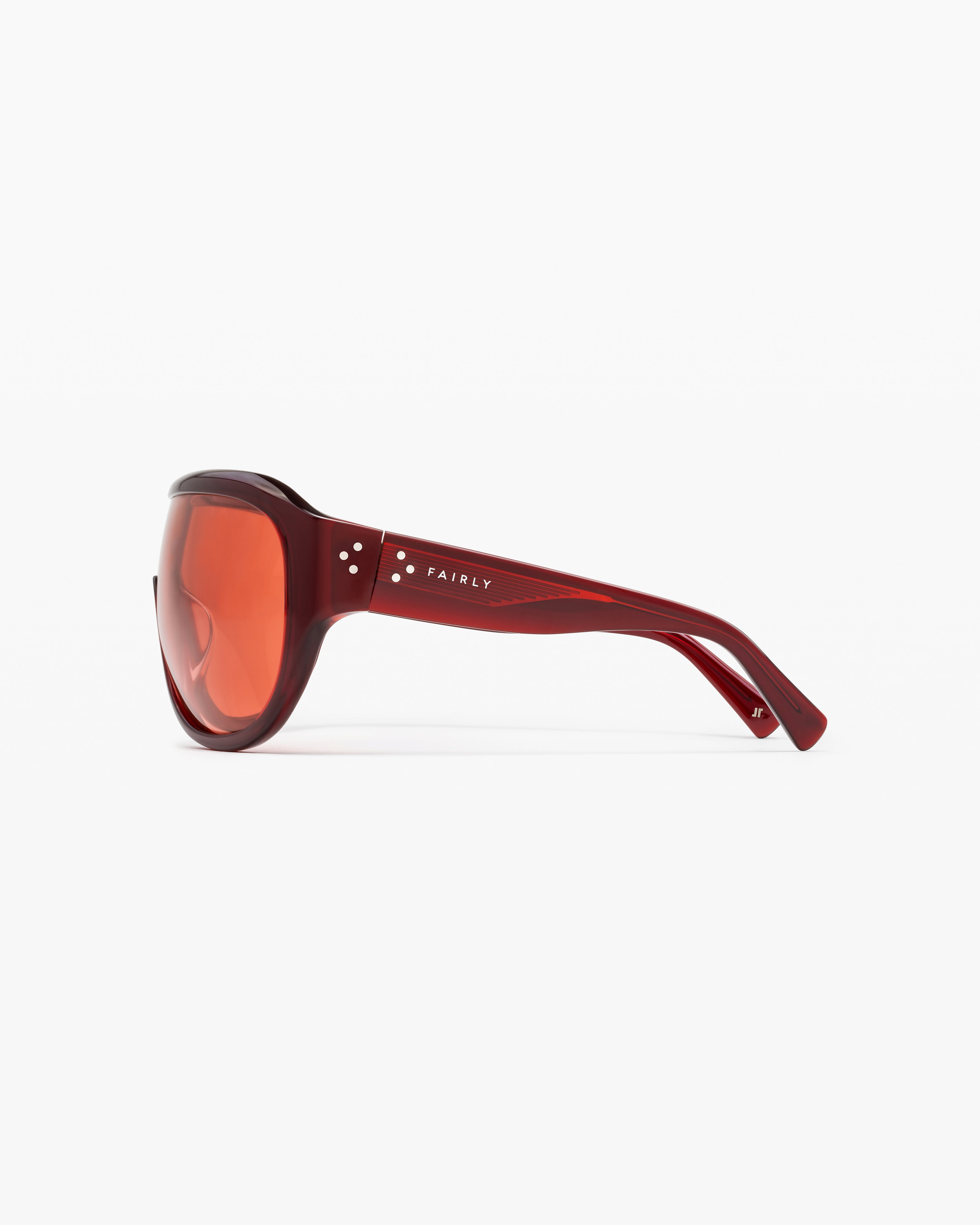 The Luz Aviator Women's Sunglasses in Burgundy