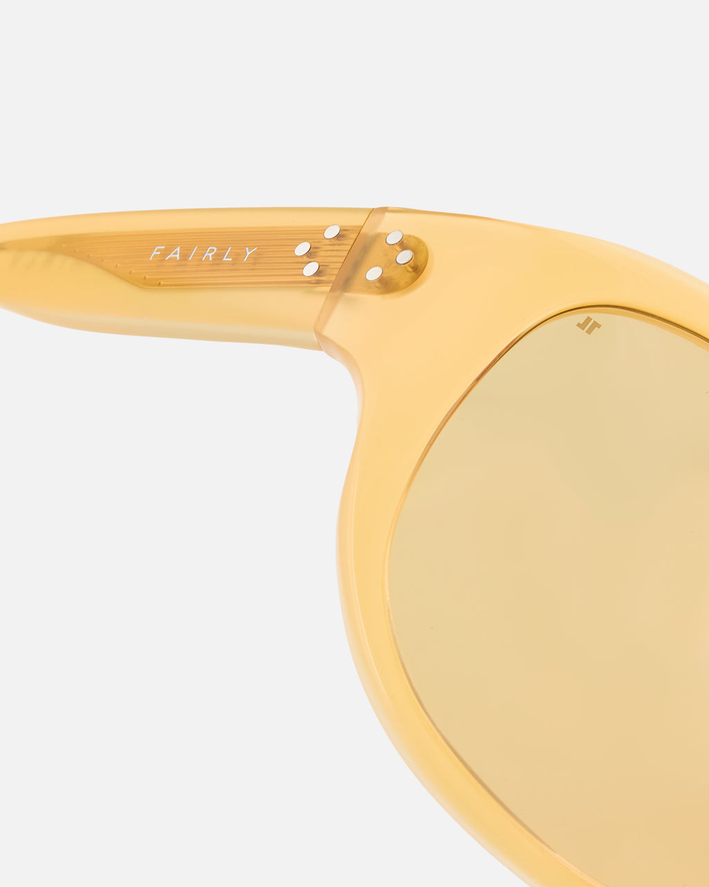 The Luz Aviator Women's Sunglasses in Yellow