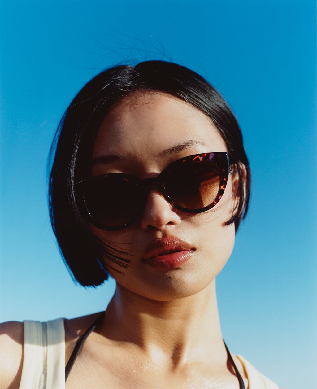 La Level Up Papillon Lunettes de Soleil pour femme in Ecaille