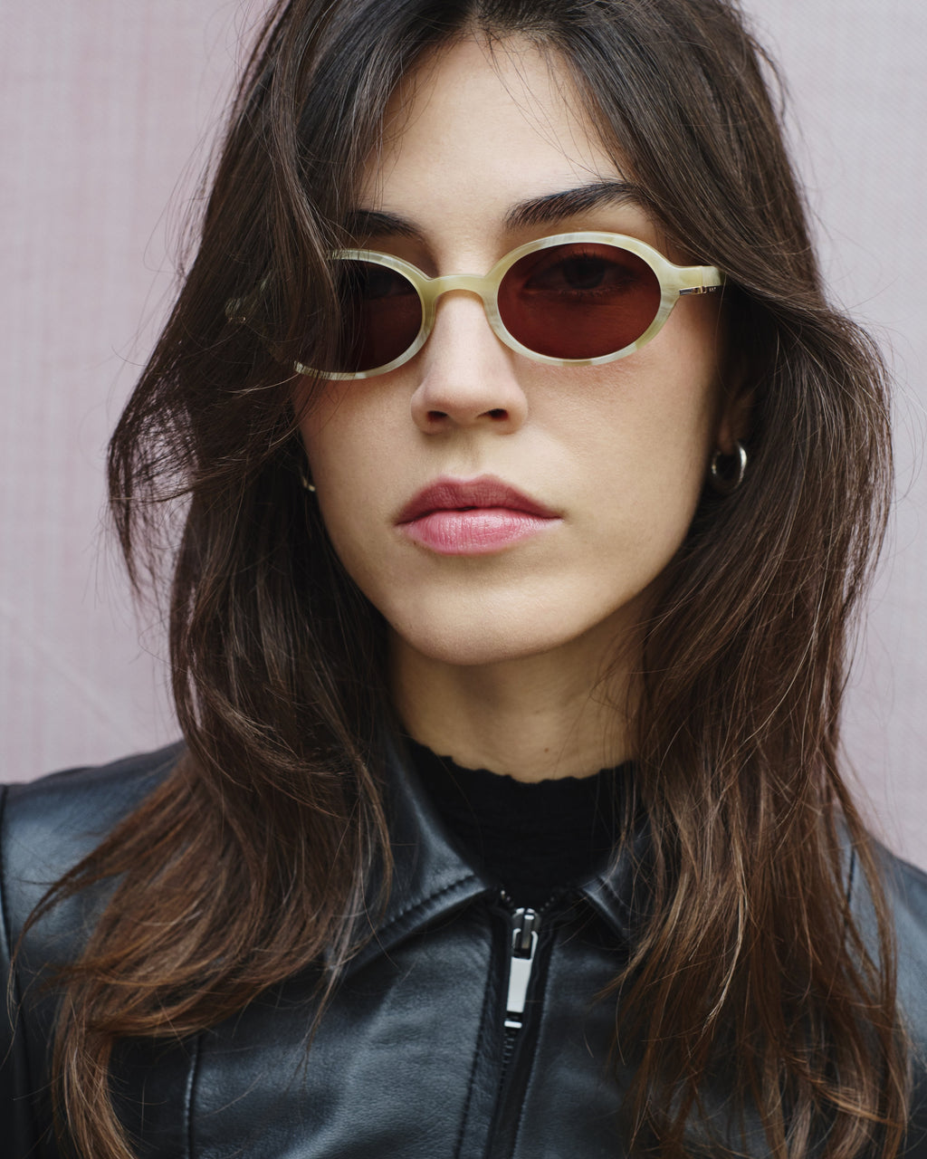 The Elvie Oval Damen-Sonnenbrillen in Creme