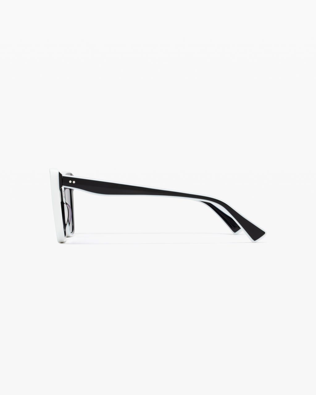 La Hanae Papillon Lunettes de Soleil pour femme in Noir
