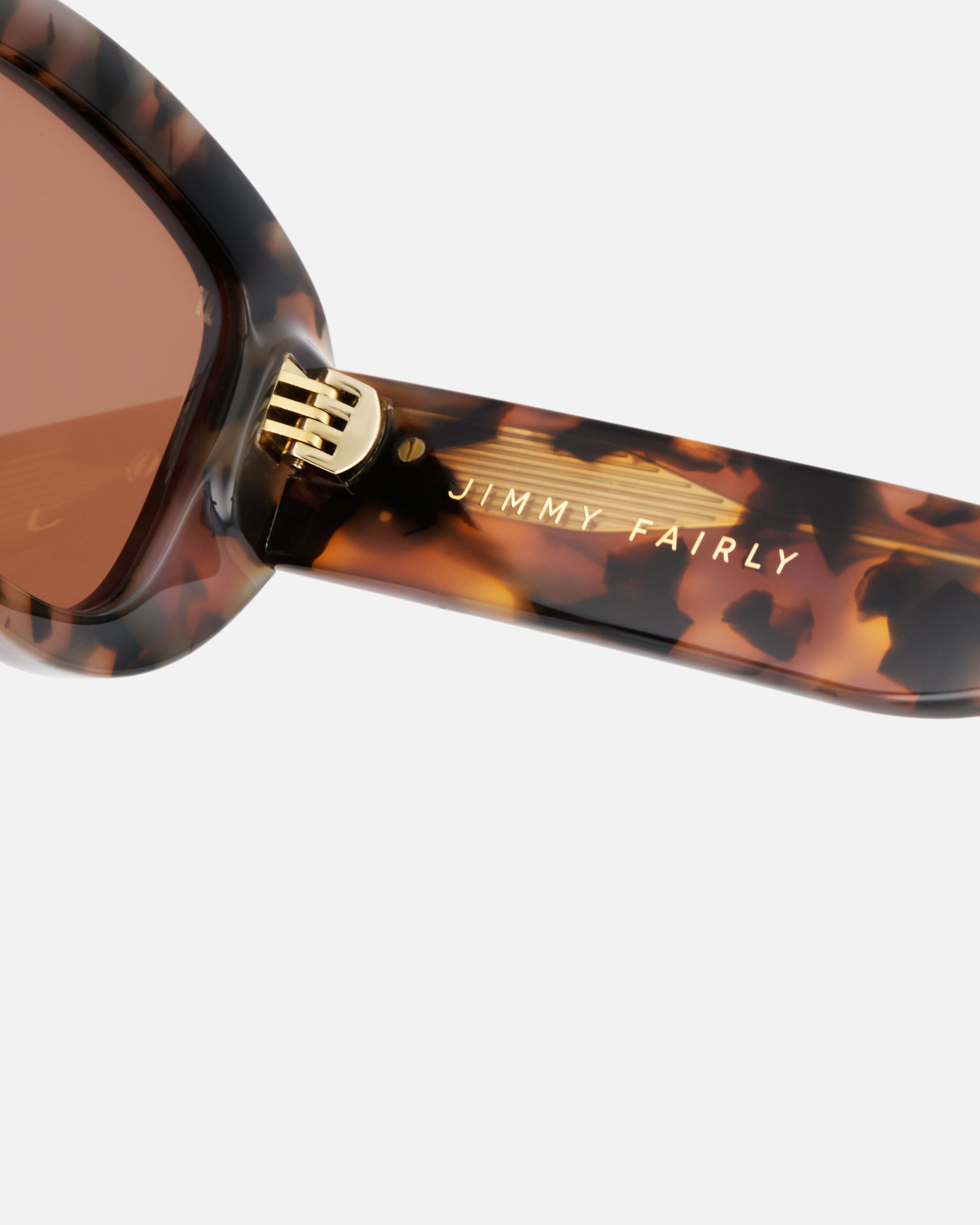 The Yuca Rectangular Women's Sunglasses in Dark Tortoise