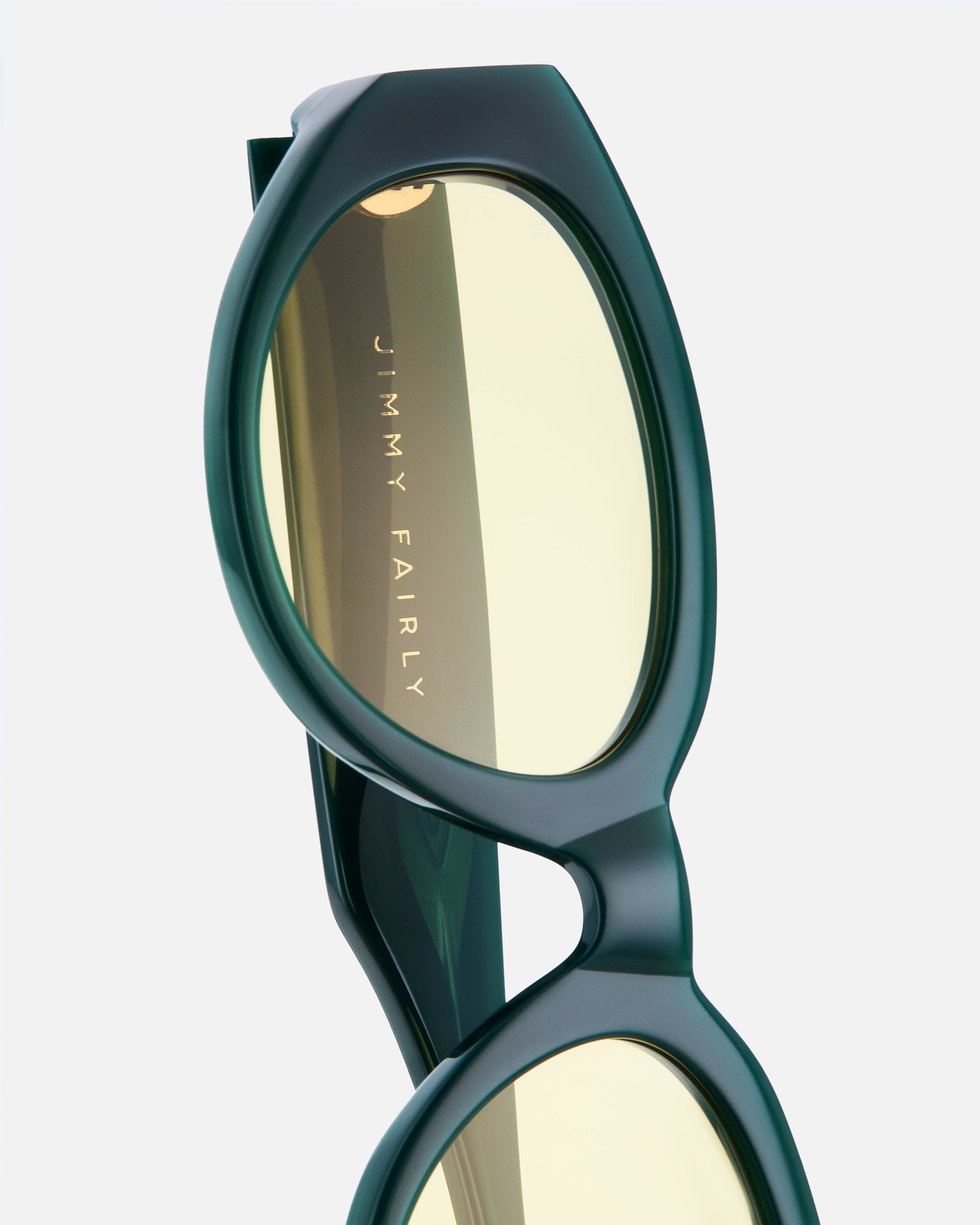 The Meli JF Colors Oval Women's Sunglasses in Green