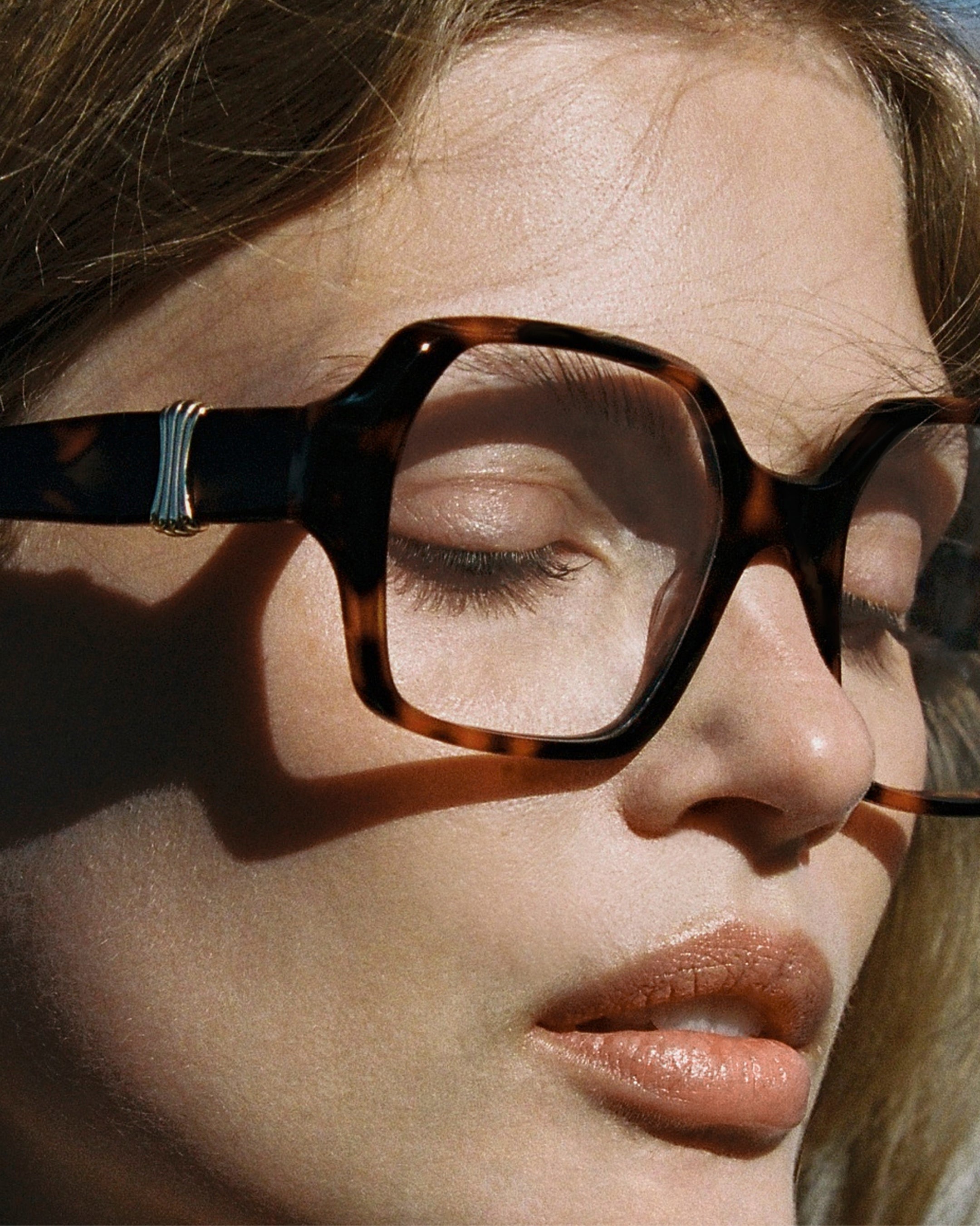 La Cha Carré Lunettes de Vue pour femme in Ecaille foncée