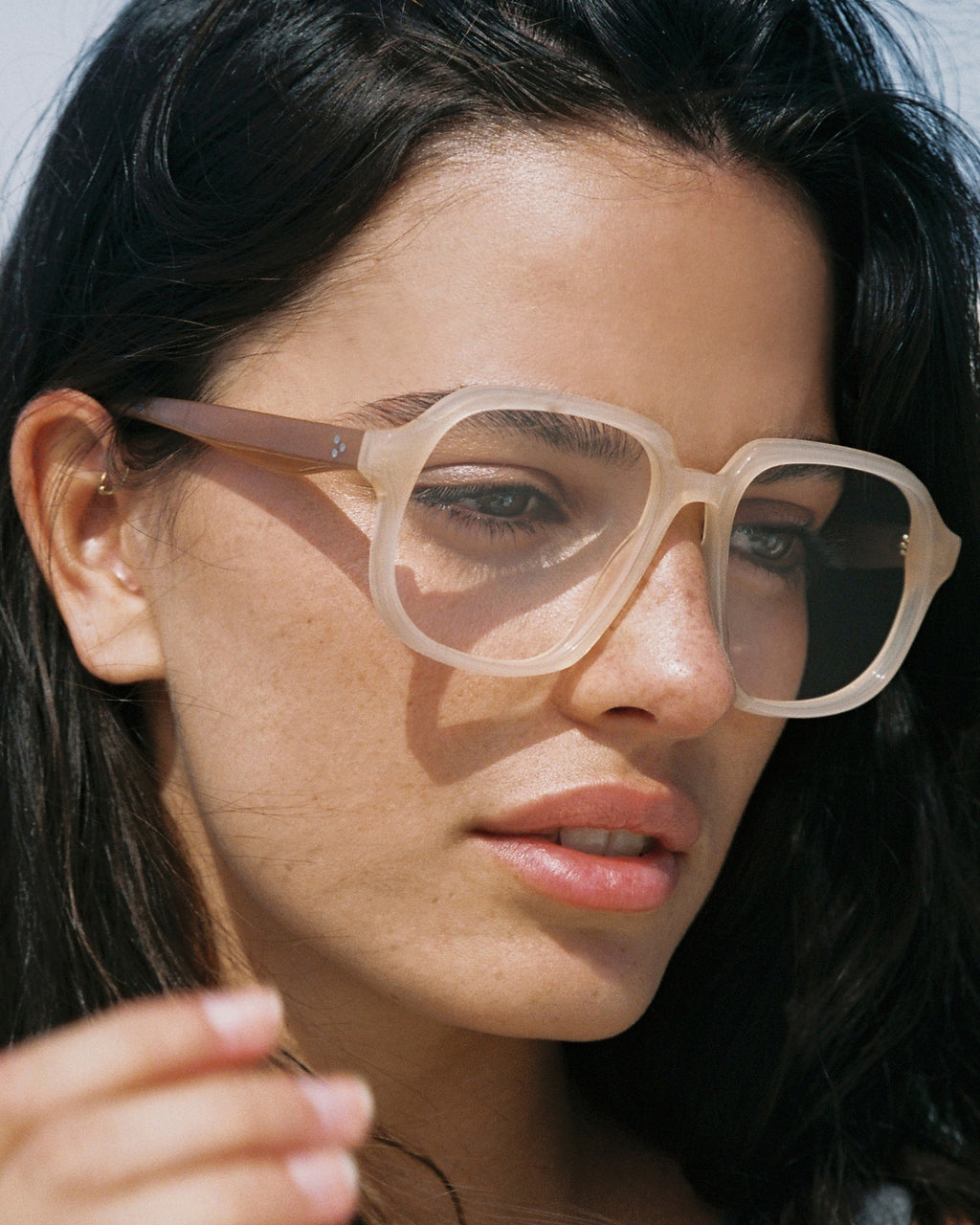 The Gigi Aviator Damenbrillen in Creme