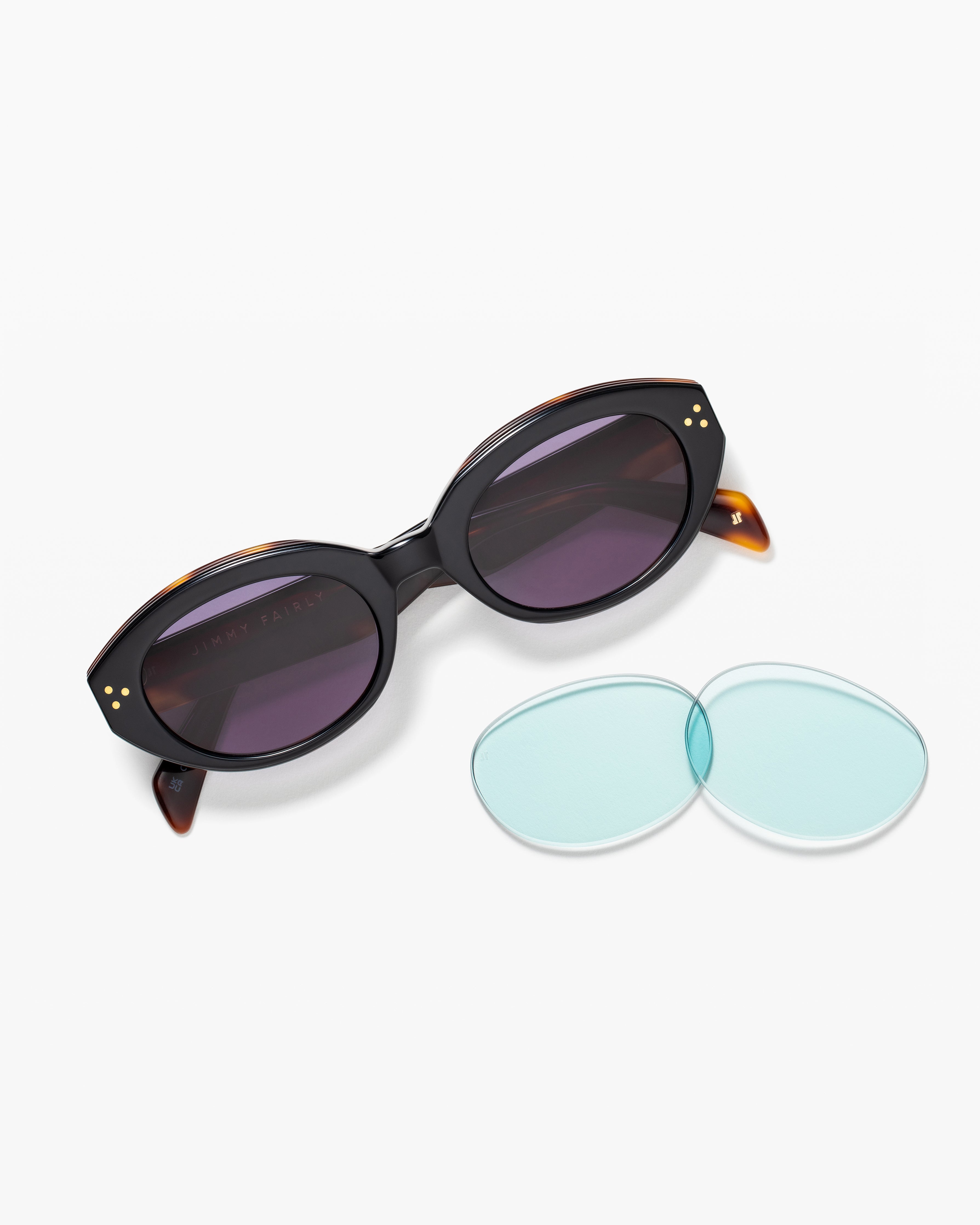 The Vivi JF Colors Medium Women's Sunglasses in Black | Jimmy