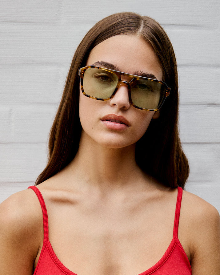 De Alex Aviator Zonnebrillen voor Dames in Donker tortoise