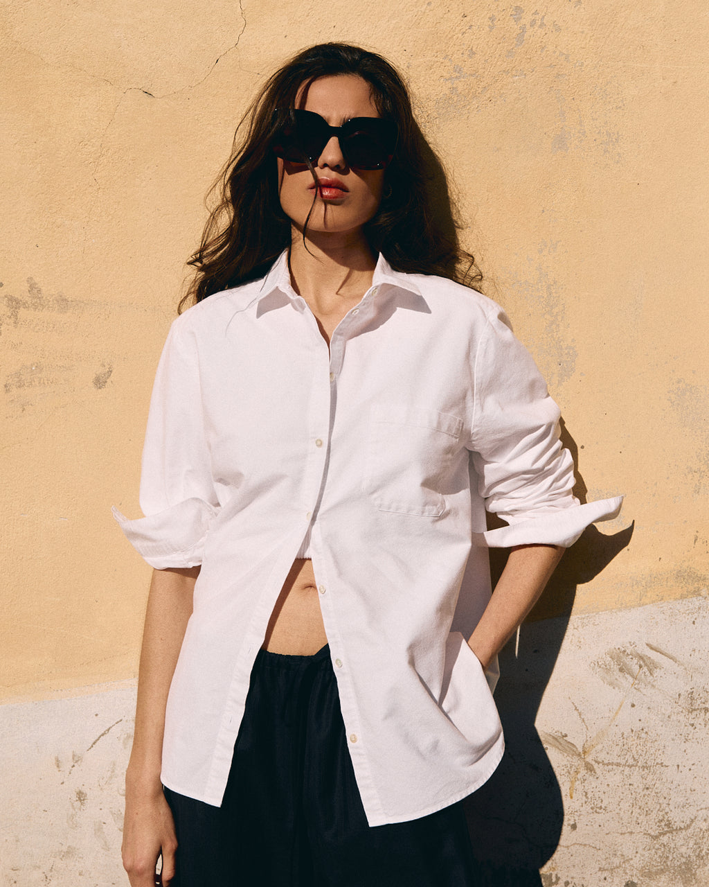 La Leaf Mariposa Gafas de Sol para Mujer in Negro