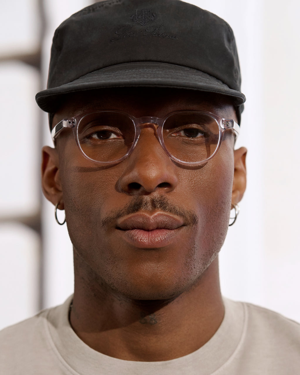 The Evans Rund Herrenbrillen in Transparent