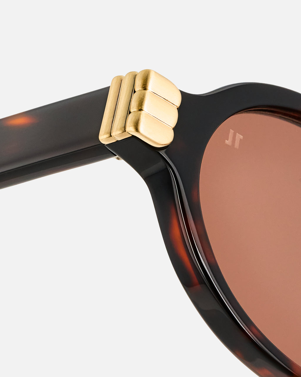 La Elvie Ovaladas Gafas de Sol para Mujer in Carey oscuro