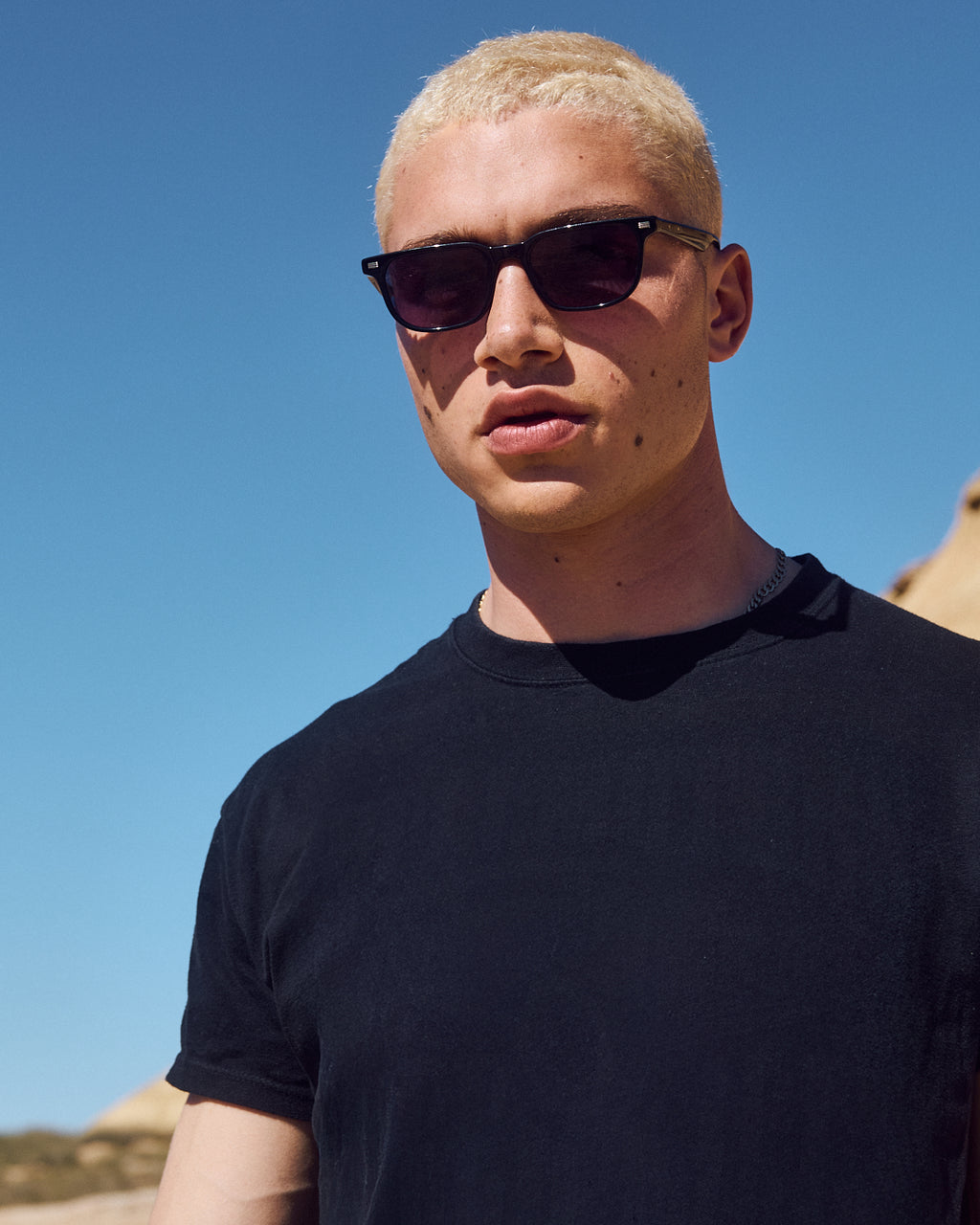 The Ray Rectangular Men's Sunglasses in Black