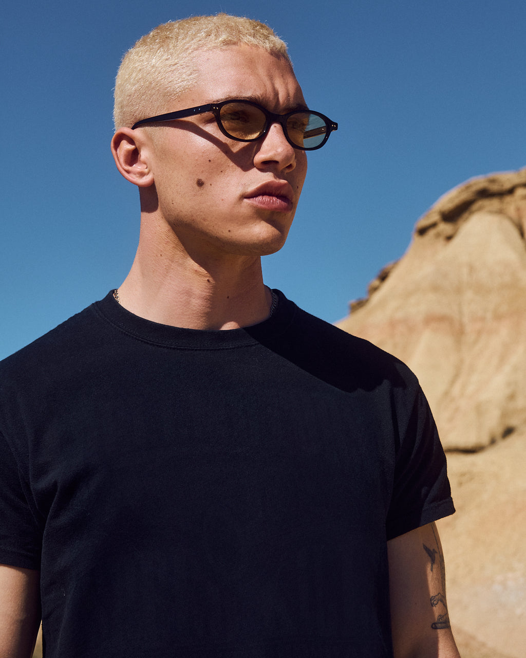 The Coast JF Colors Oval Men's Sunglasses in Black