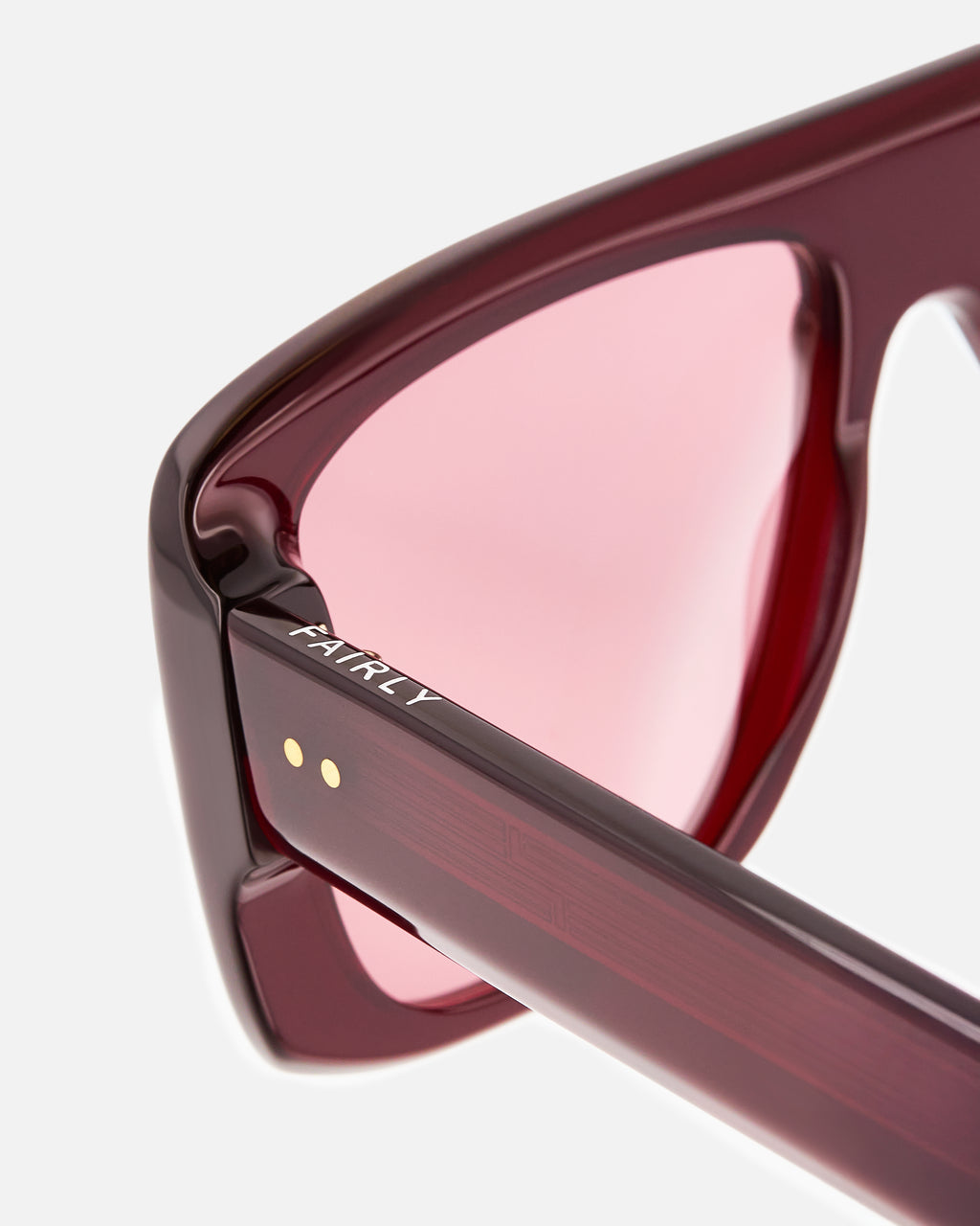 The Caju Aviator Women's Sunglasses in Burgundy