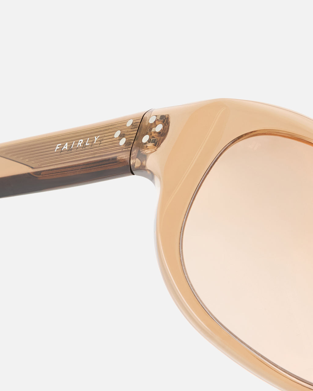 The Bia Aviator Women's Sunglasses in Brown