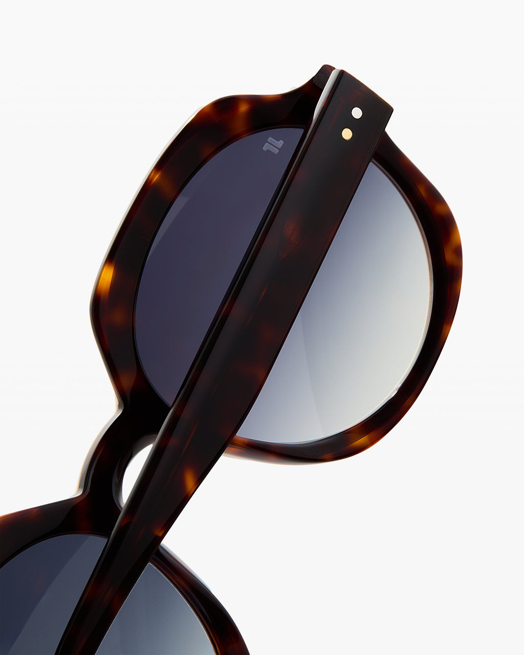 The Fara Rund Damen-Sonnenbrillen in Creme