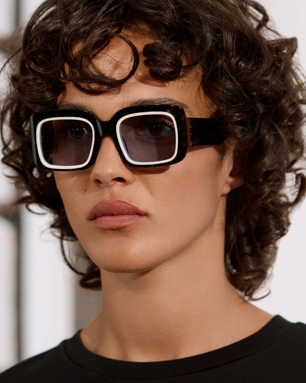 The Gioia Rechteckig Damen-Sonnenbrillen in Dark Tortoise