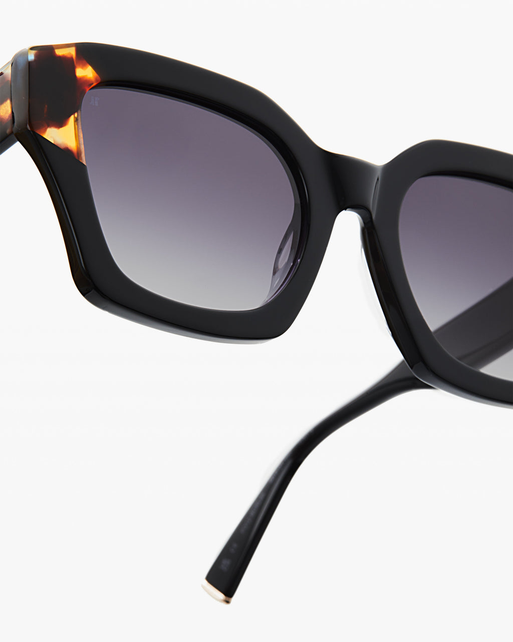 La Rita Papillon Lunettes de Soleil pour femme in Noir