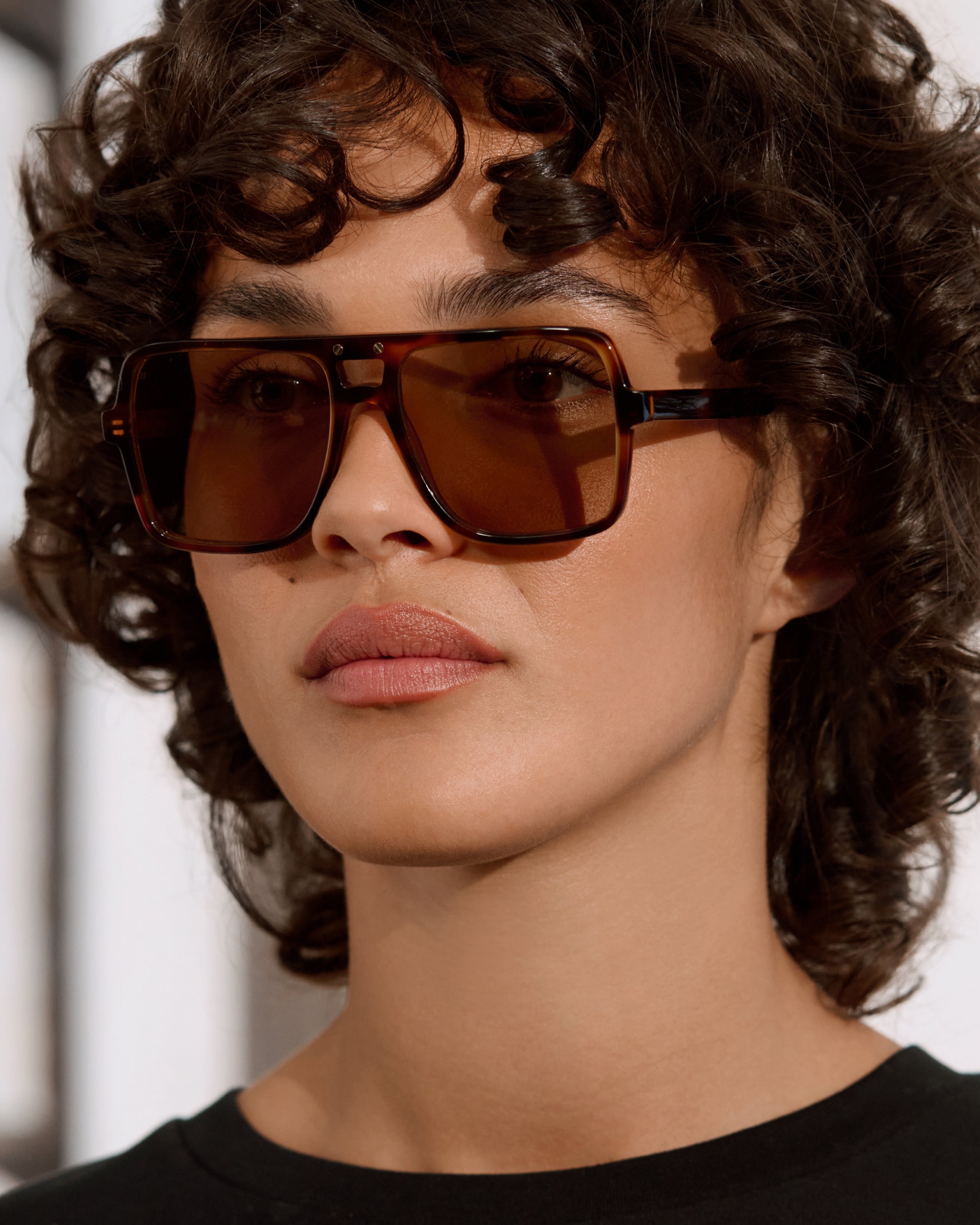 The Nax Medium Women's Sunglasses in Dark Tortoise | Jimmy Fairly US
