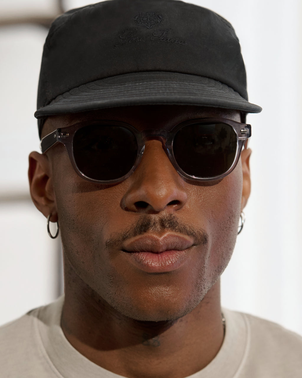 The Fox Rechteckig  in Hellgrau