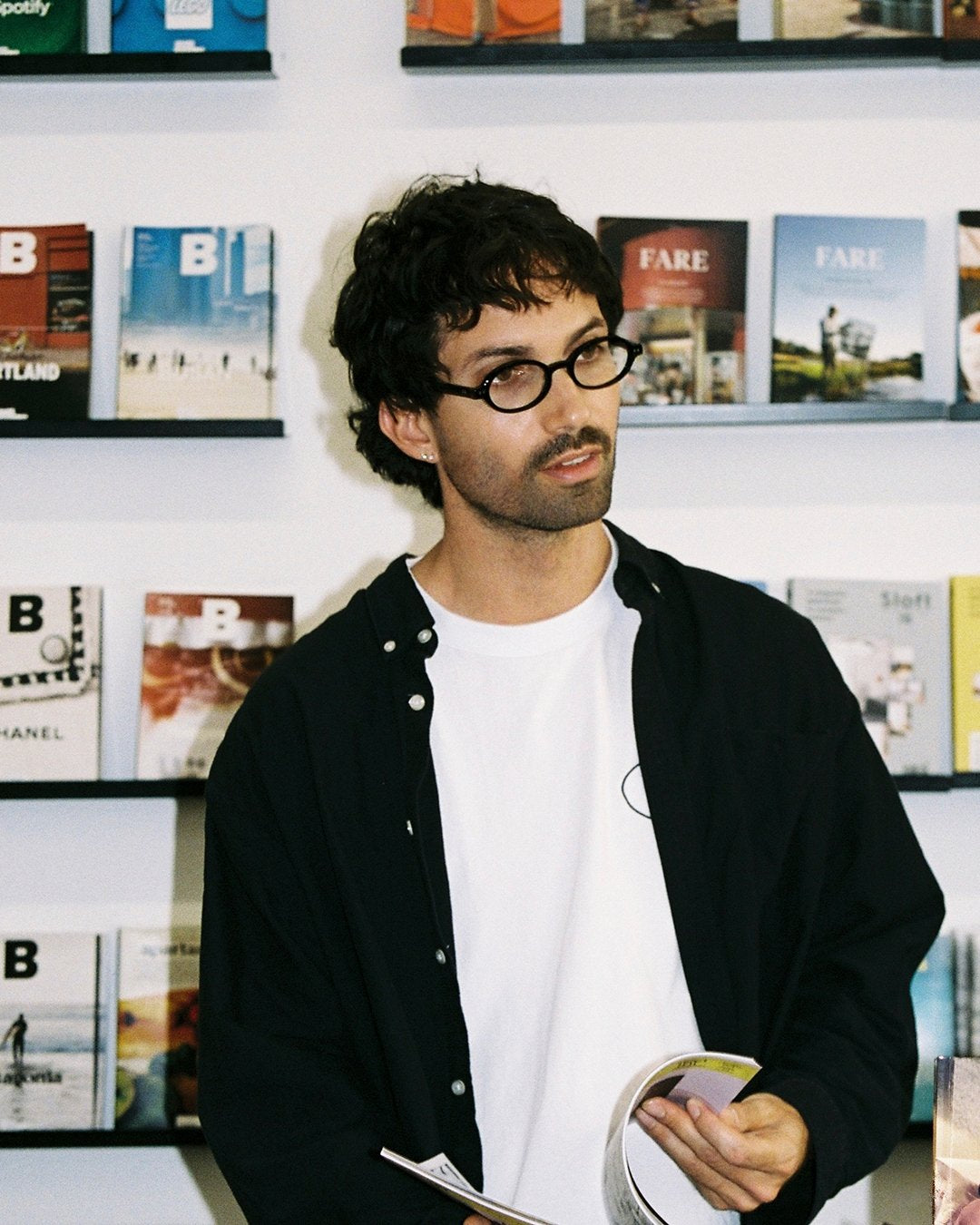 The Elvie L Oval Women's Eyeglasses in Black