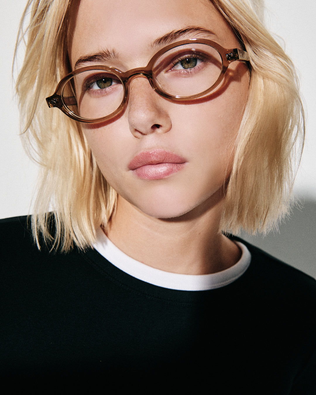 The Elvie Oval Women's Eyeglasses in Cream