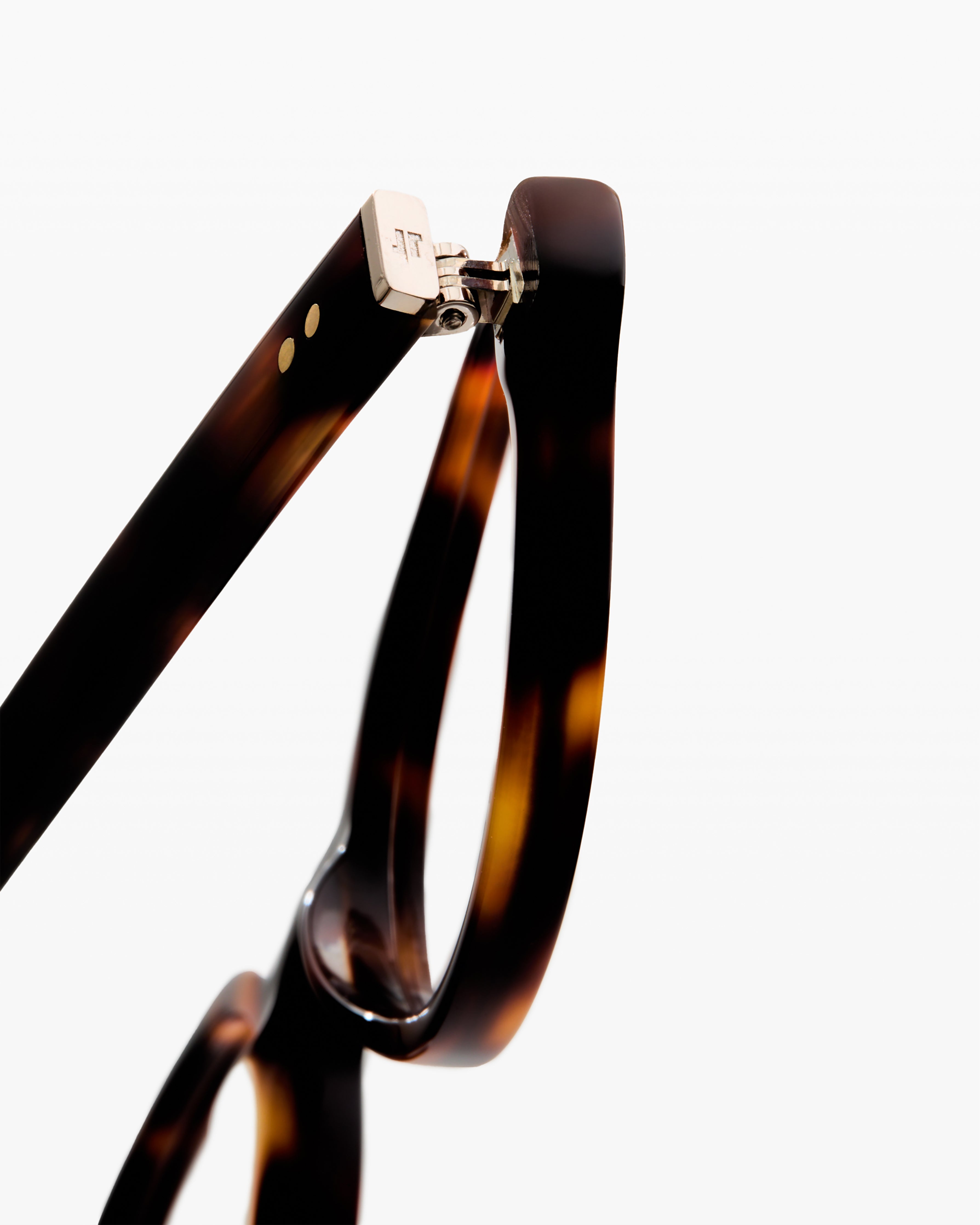 The Elvie Oval Women's Eyeglasses in Dark Tortoise