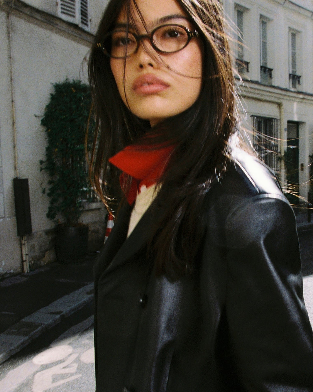 La Elvie Ovaladas Gafas para Mujer in Carey oscuro