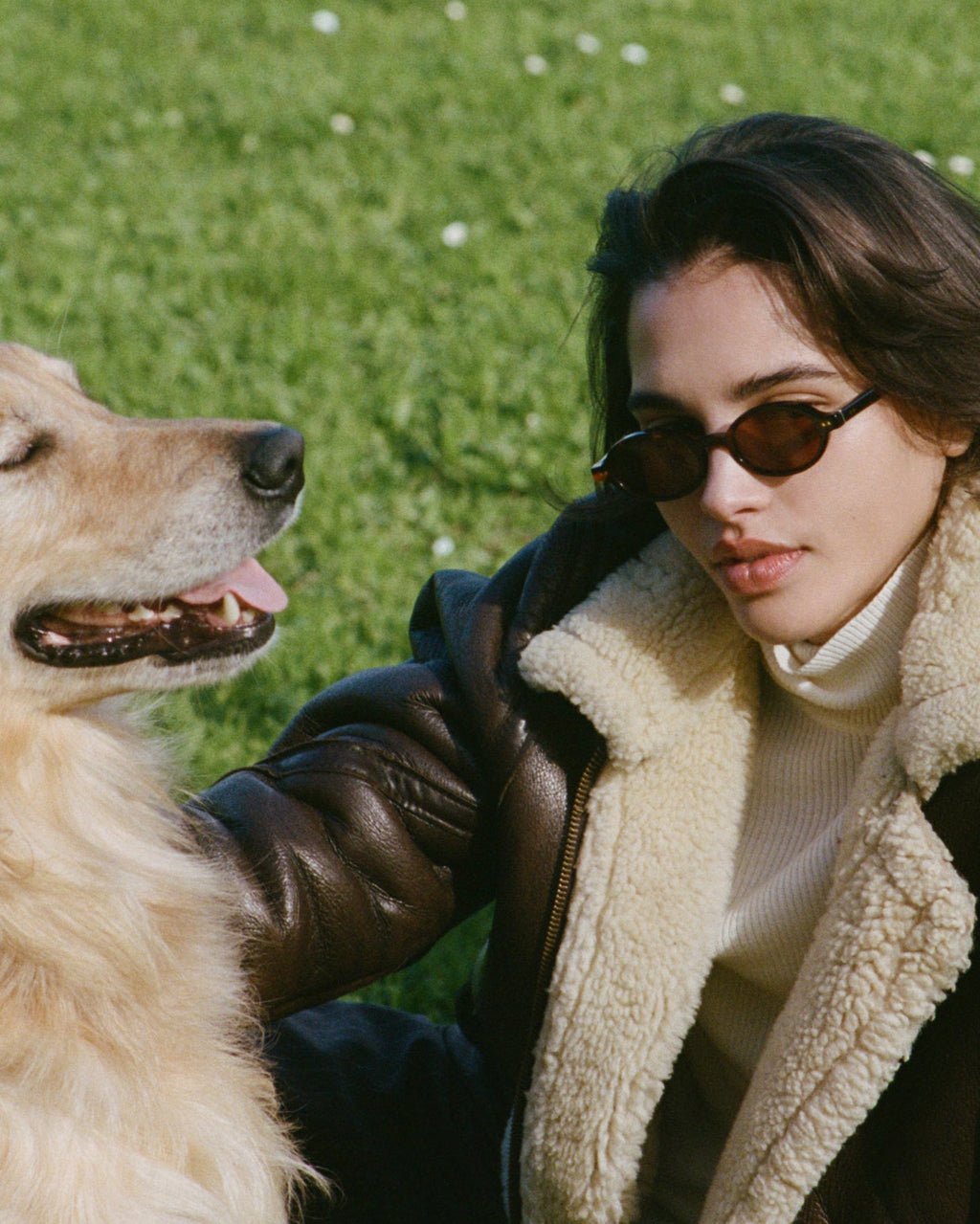 The Elvie Oval Damen-Sonnenbrillen in Dark Tortoise