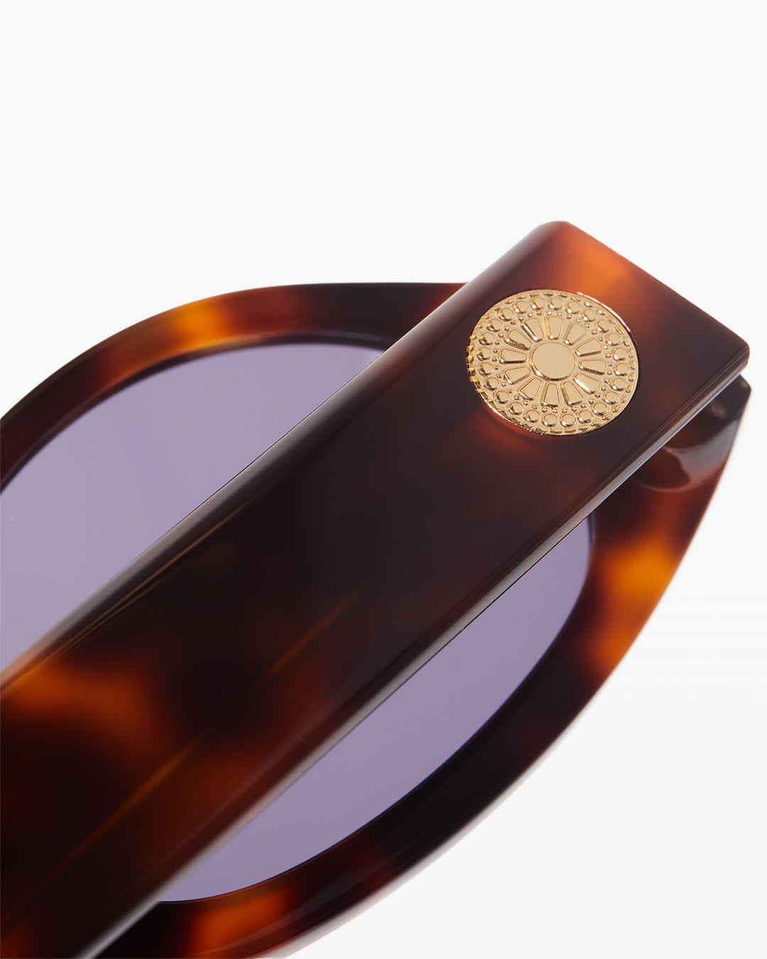 The Meli Icons Butterfly Women's Sunglasses in Tortoise