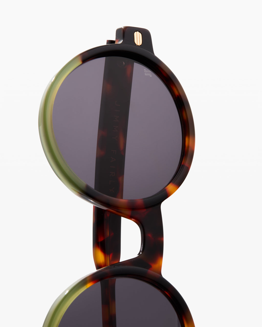 The Gadjo Round Men's Sunglasses in Tortoise