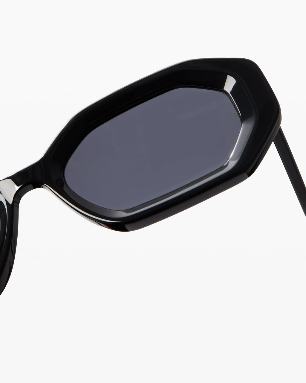 The Bacci Rectangular Women's Sunglasses in Black