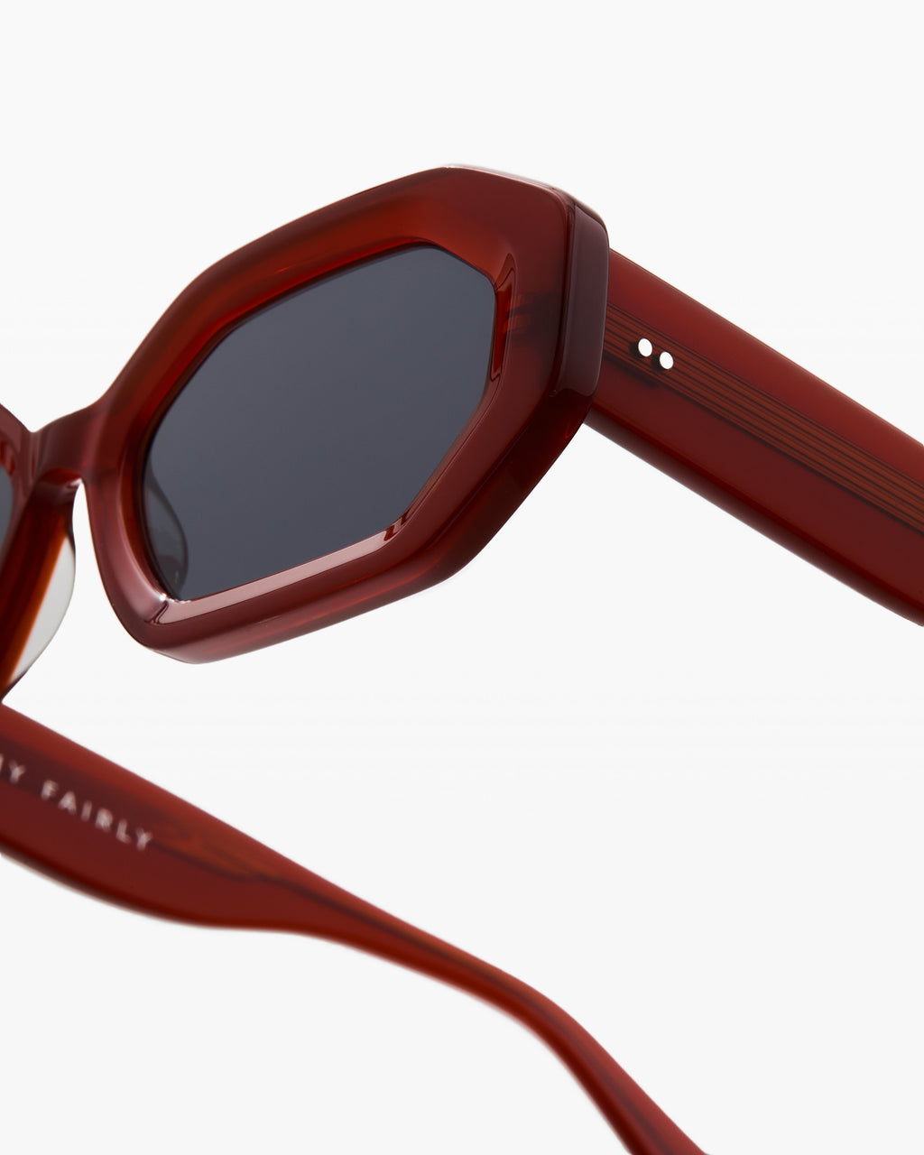 The Bacci Rectangular Women's Sunglasses in Burgundy
