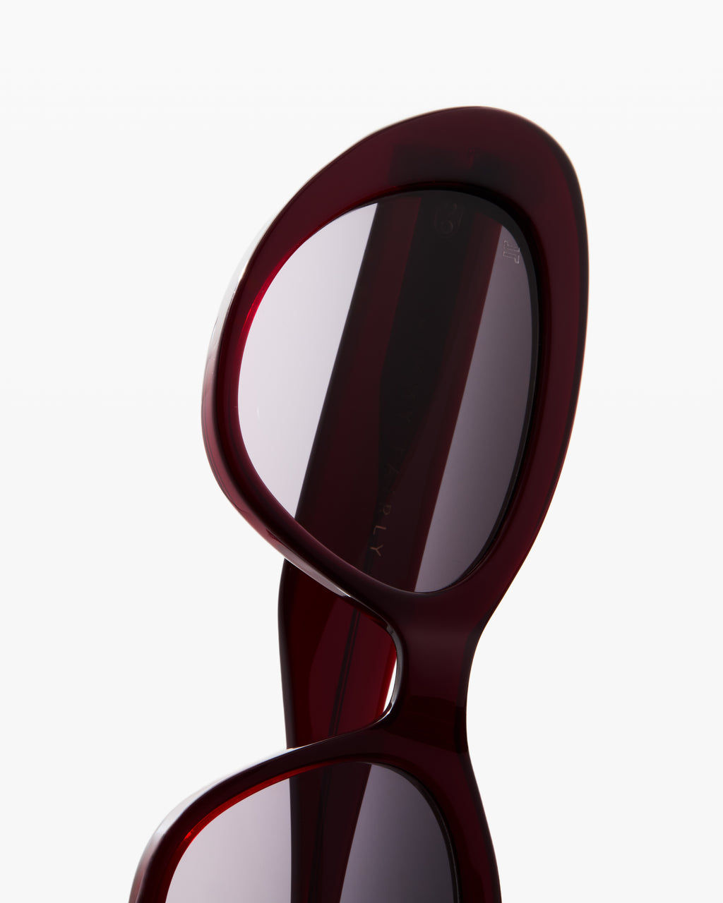 The Giulia Schmetterling Damen-Sonnenbrillen in Rot