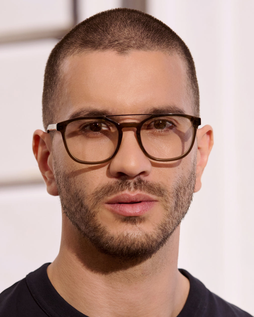 The Anele Aviator Herrenbrillen in Dunkelgrün