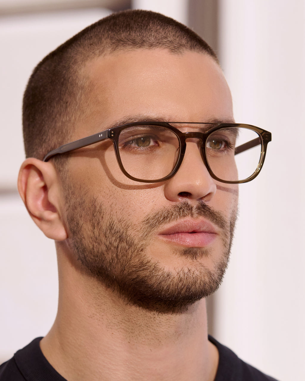 The Anele Aviator Herrenbrillen in Dunkelgrün