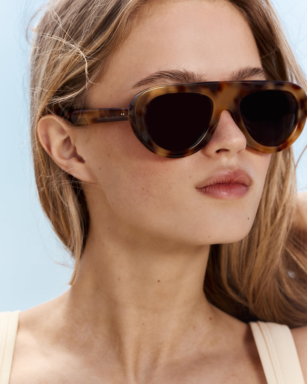 La Gabrie Aviateur Lunettes de Soleil pour femme in Ecaille claire