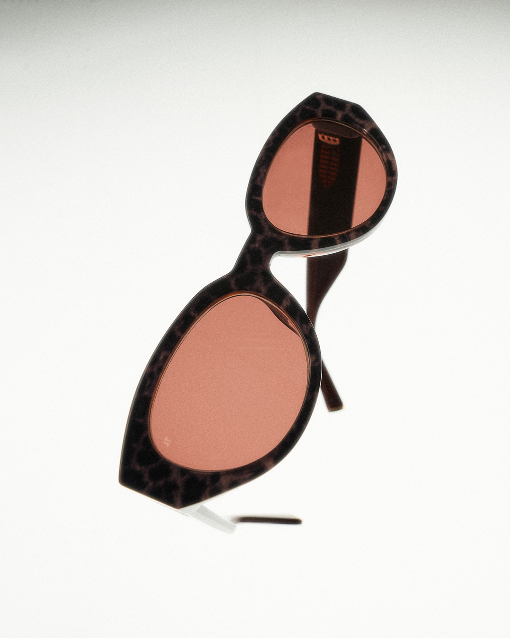 The Meli Schmetterling Damen-Sonnenbrillen in Tortoise