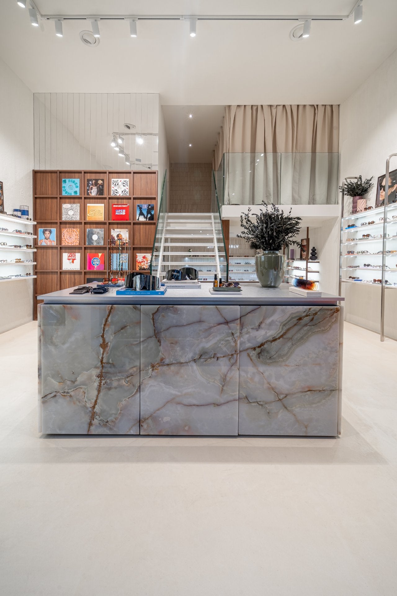 Optician in Amsterdam | Jimmy Fairly EN FR