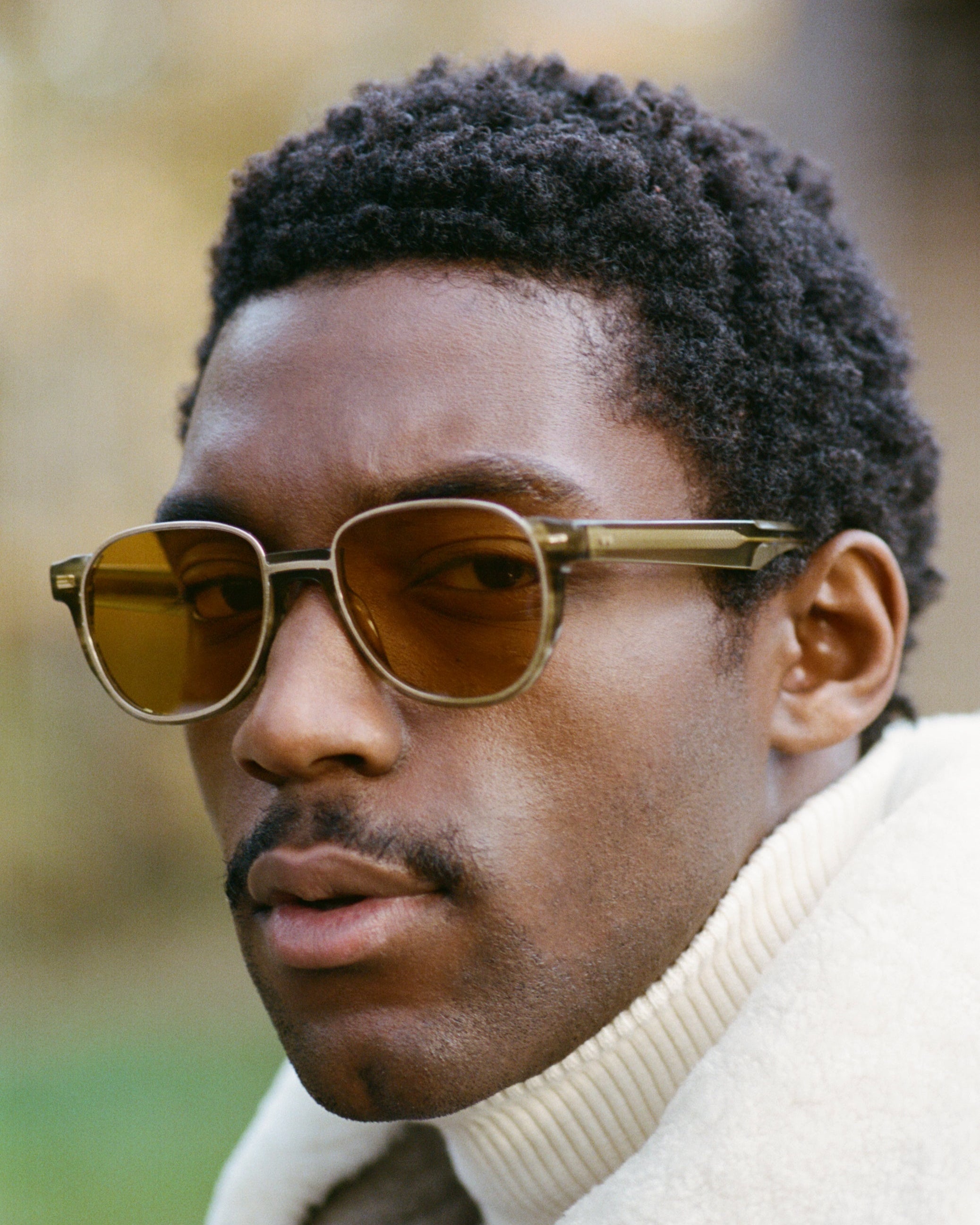 The Palo Aviator Men's Sunglasses in Green