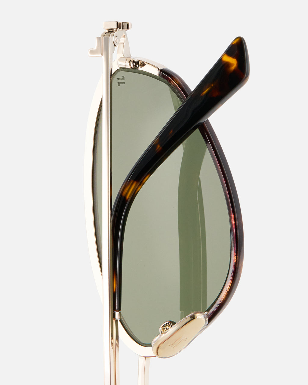 The Lagune Oval Women's Sunglasses in Dark Tortoise