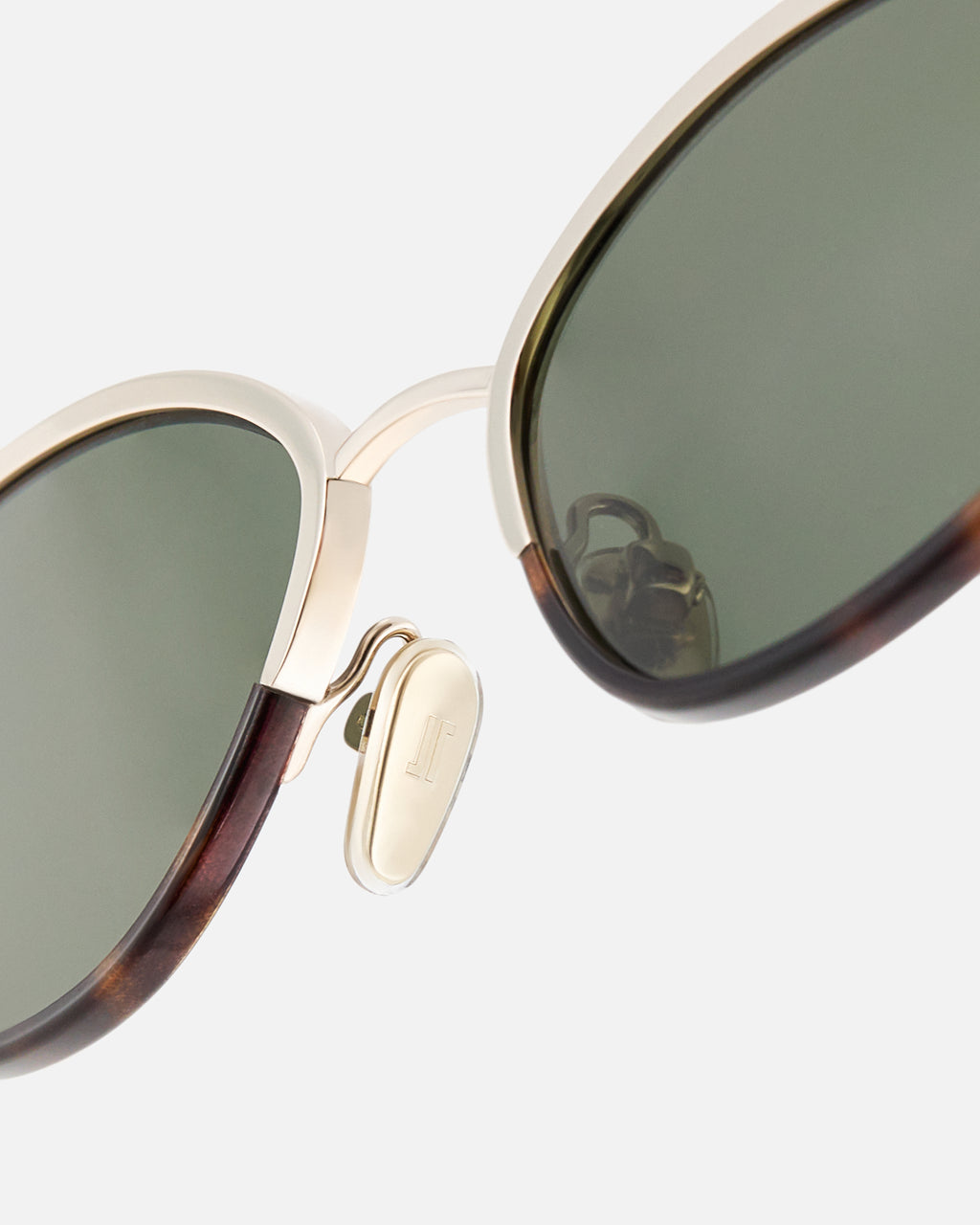The Lagune Oval Women's Sunglasses in Dark Tortoise