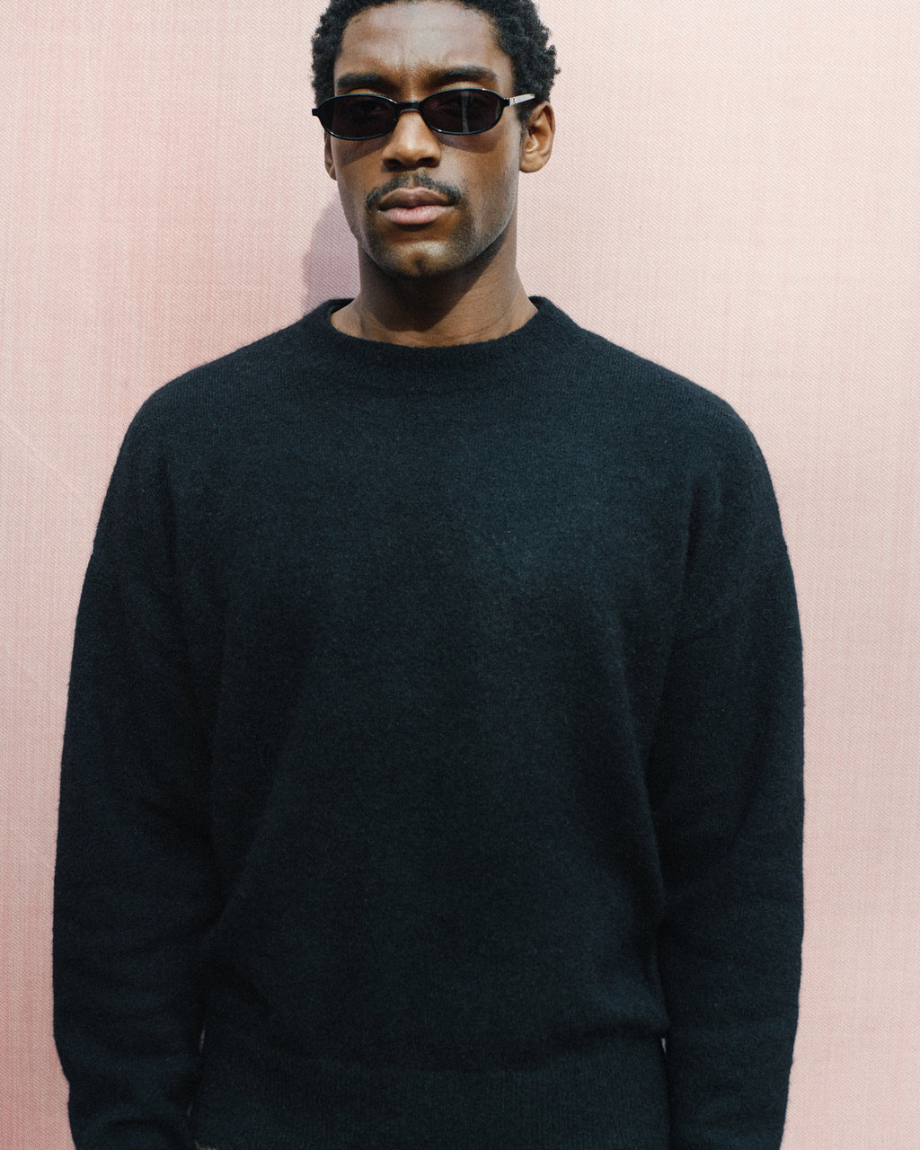 The Emmy Oval Damen-Sonnenbrillen in Schwarz