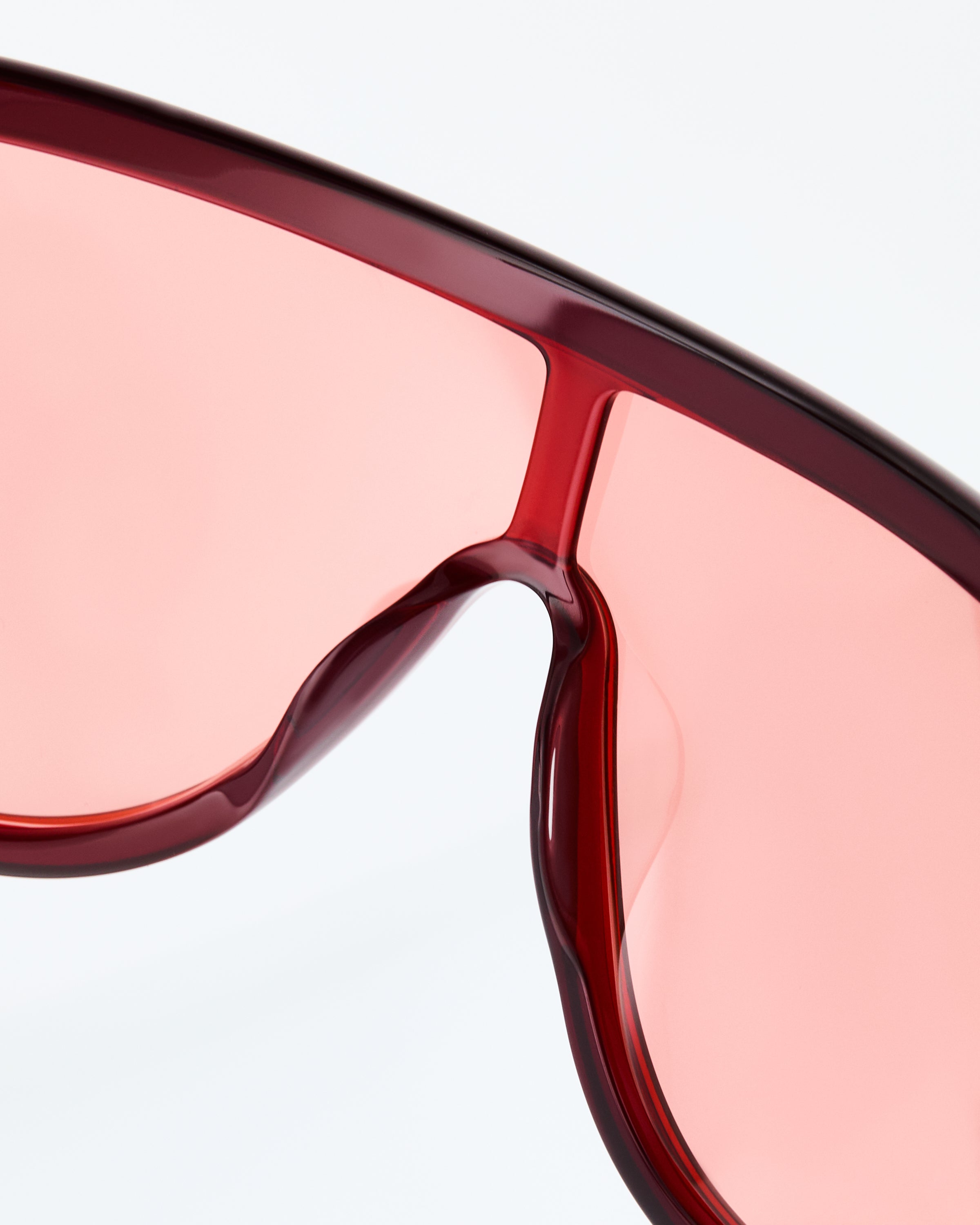 The Luz Aviator Women's Sunglasses in Burgundy
