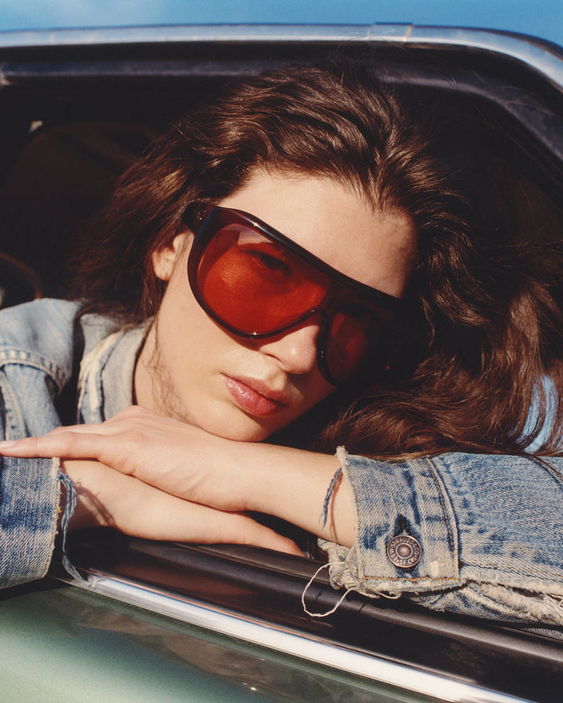 The Luz Aviator Women's Sunglasses in Burgundy