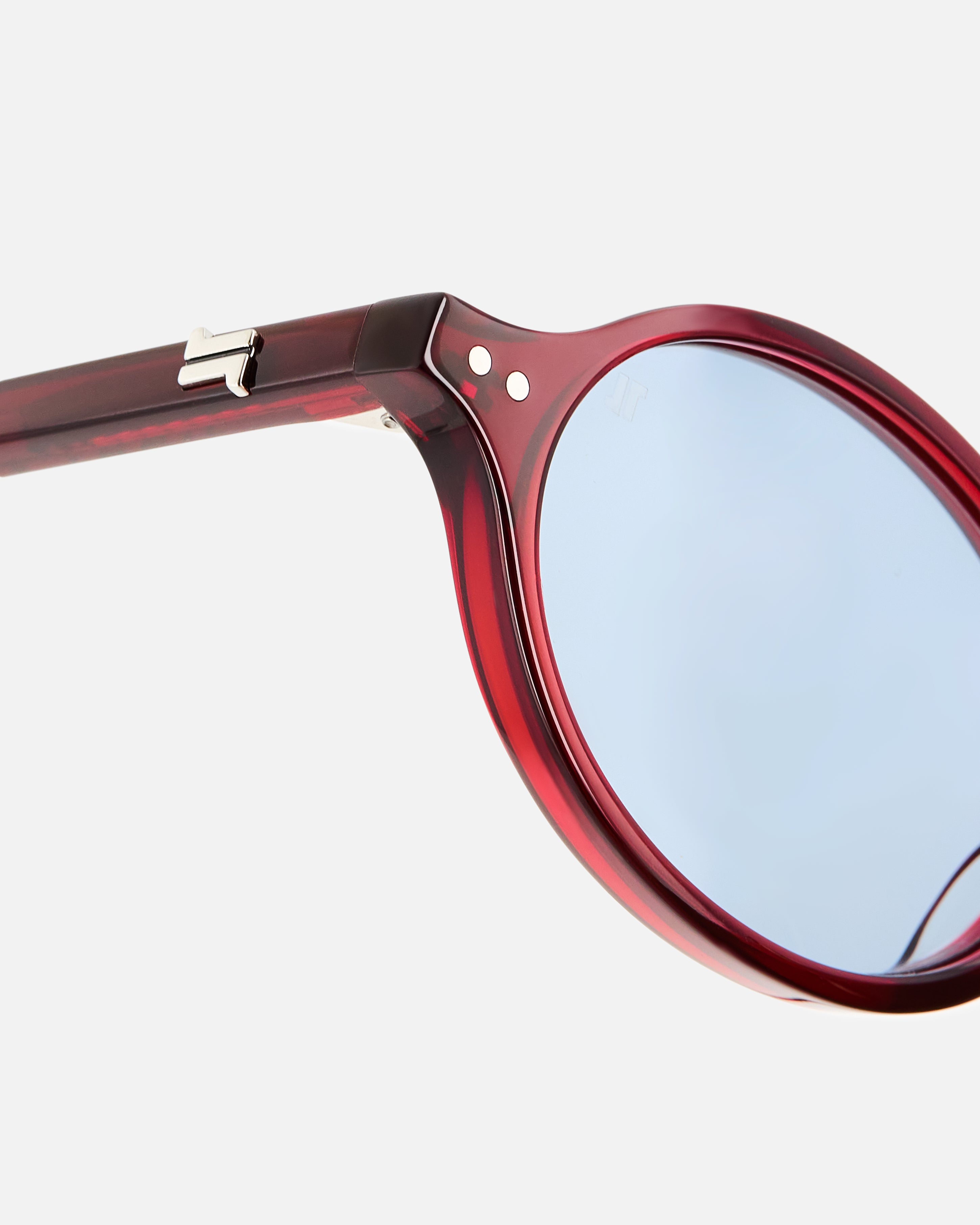 The Elvie Slim JF Colors Medium Women's Sunglasses in Burgundy