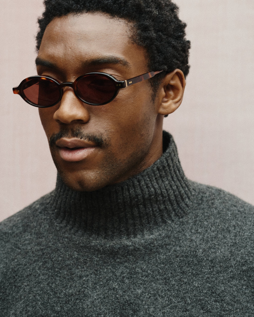 The Elvie Oval Damen-Sonnenbrillen in Dark Tortoise