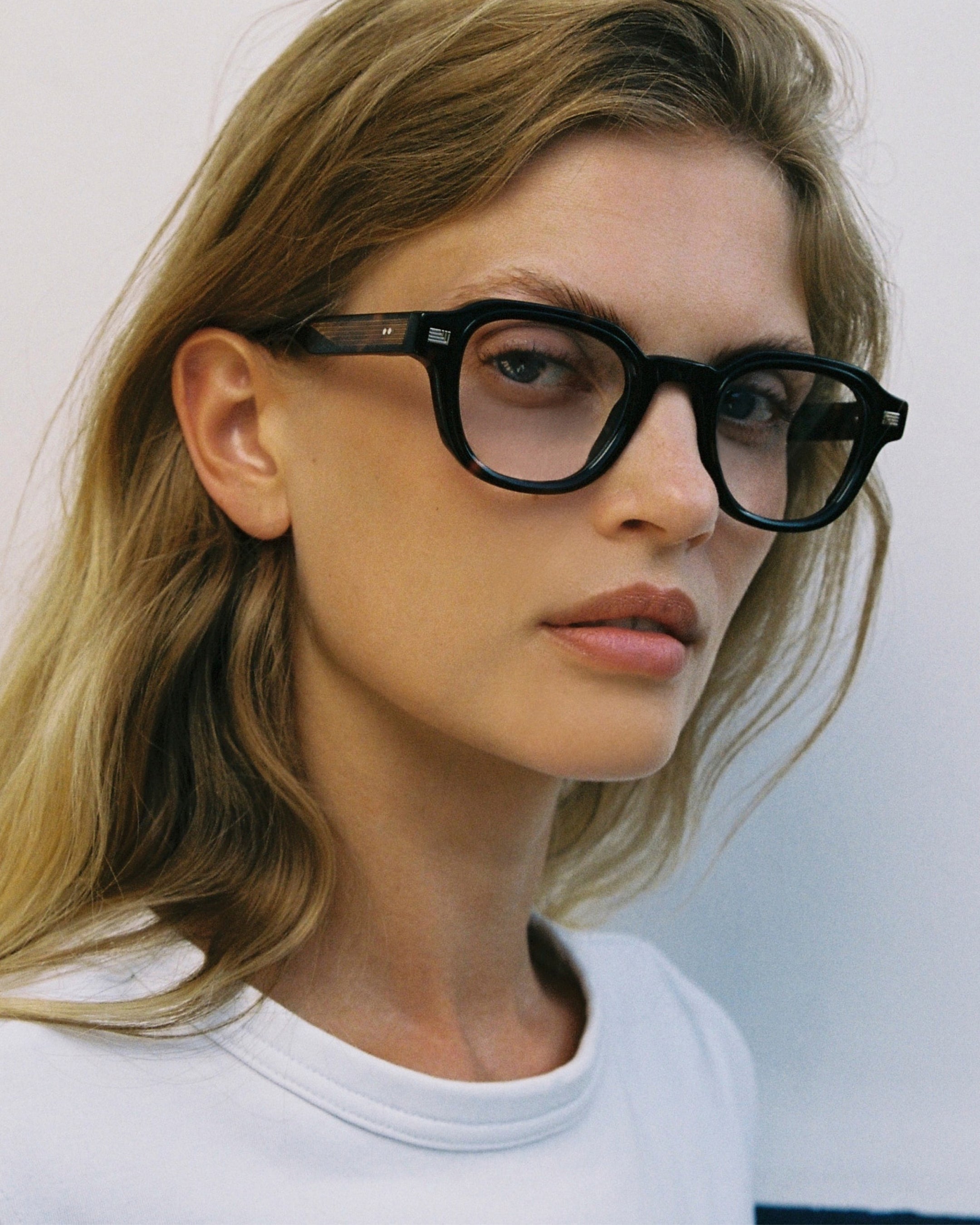 The Amalfi Medium Women's Sunglasses in Blue | Jimmy Fairly UK